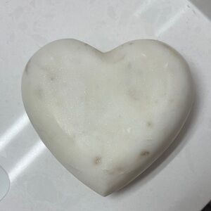 Marble Heart decor